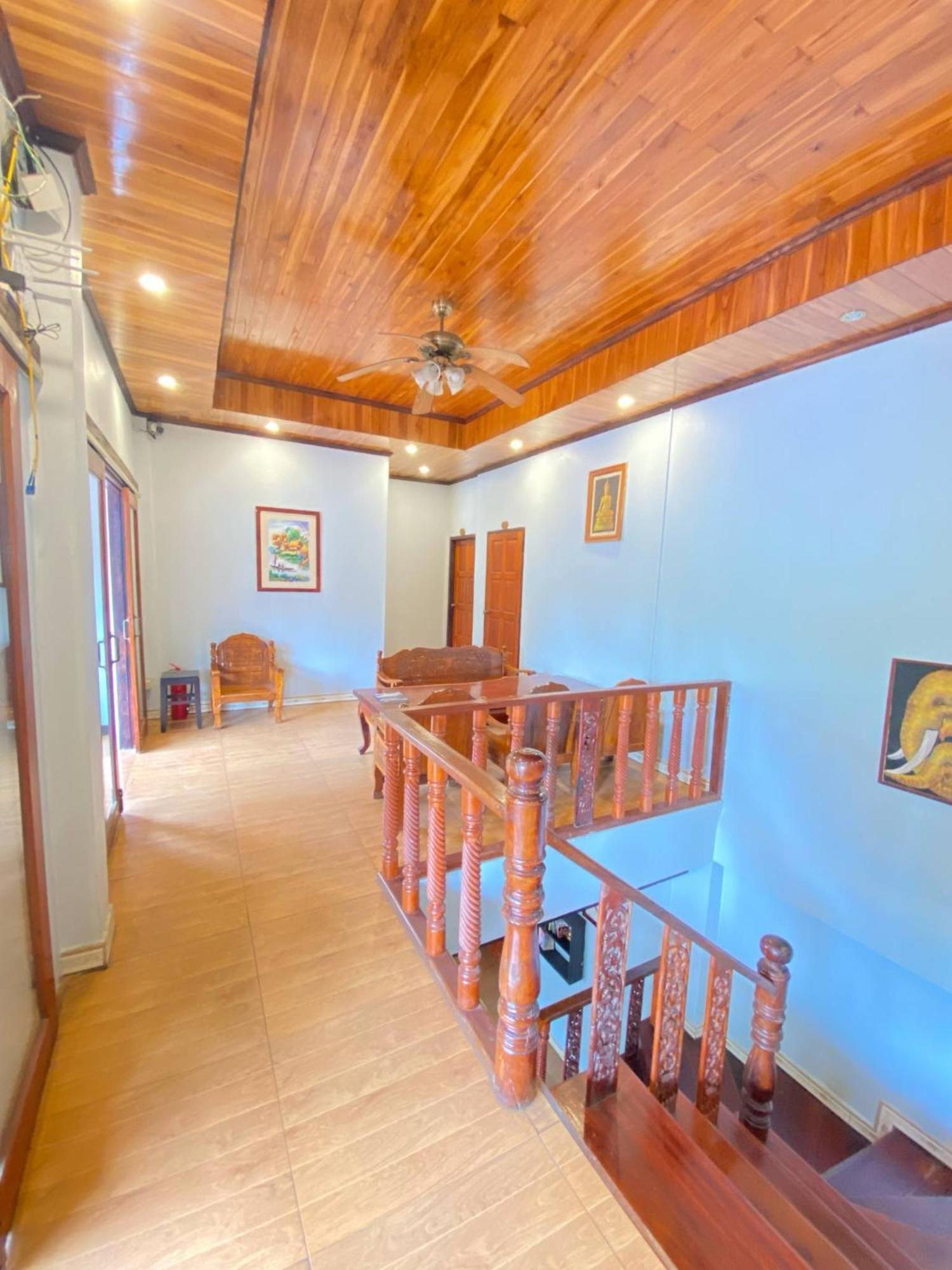 Singharat Boutique House Bed & Breakfast Luang Prabang Exterior photo