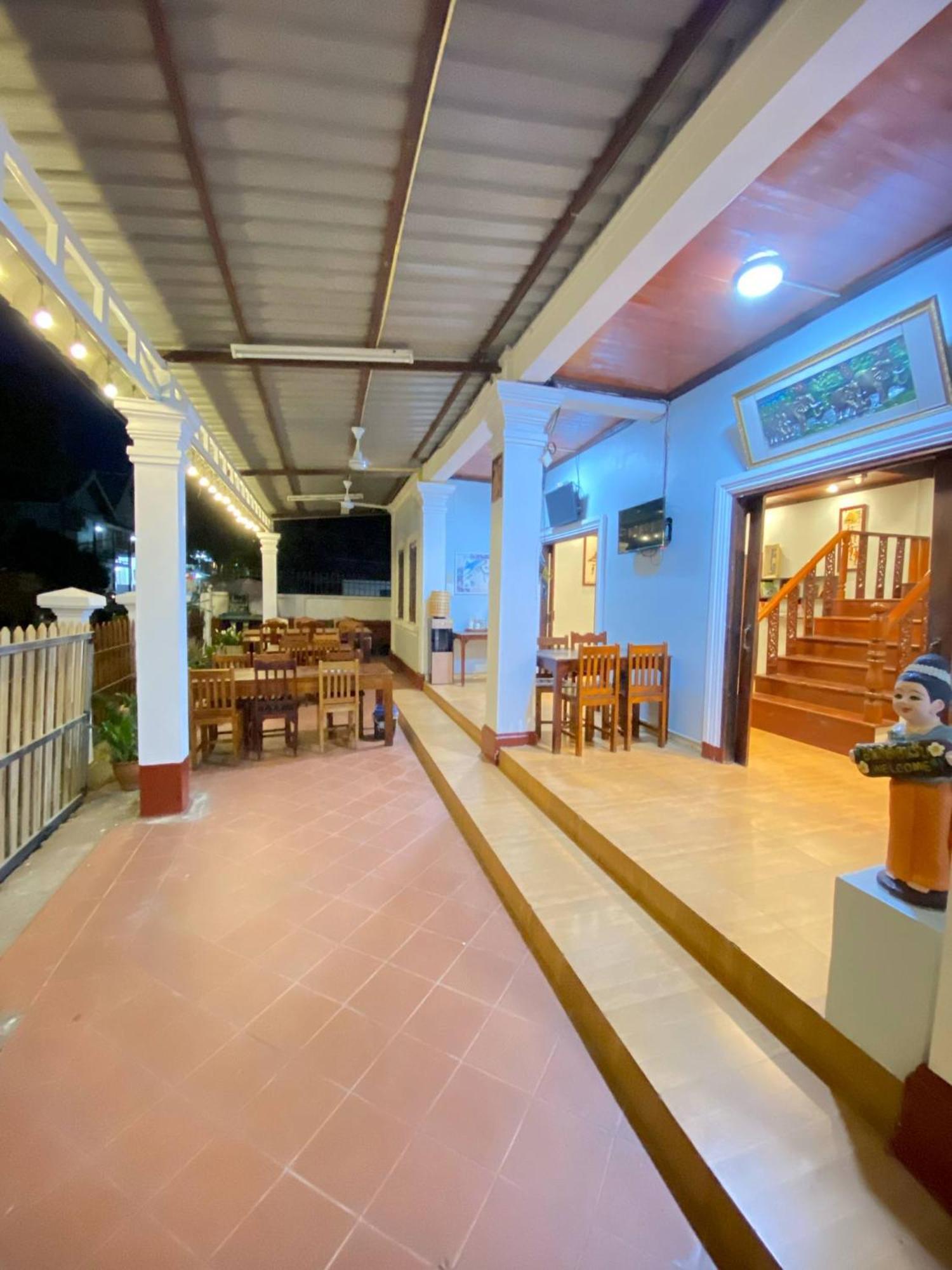 Singharat Boutique House Bed & Breakfast Luang Prabang Exterior photo