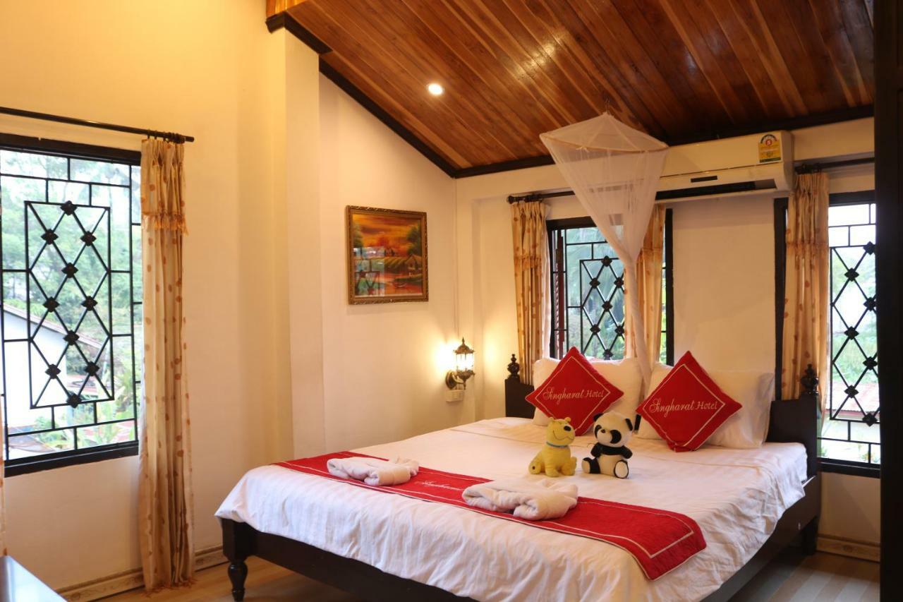 Singharat Boutique House Bed & Breakfast Luang Prabang Exterior photo